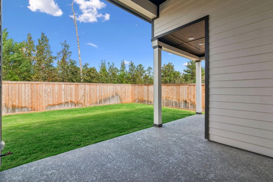 Welcome to The Primrose by David Weekley Homes. Move-In-Ready Now!