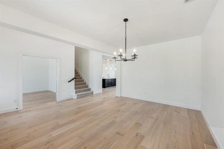 Image 39 of a home in Terracina. Image 39 of a home in Terracina.