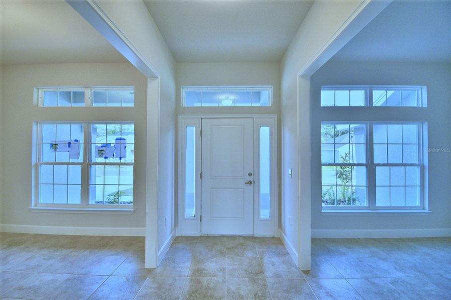 Spacious, unfurnished interior of a new home in Cadence Crossing, Auburndale (Image 14).