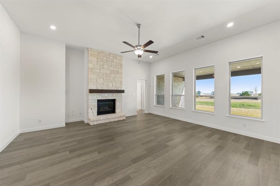 11. 512 Birthright - Family