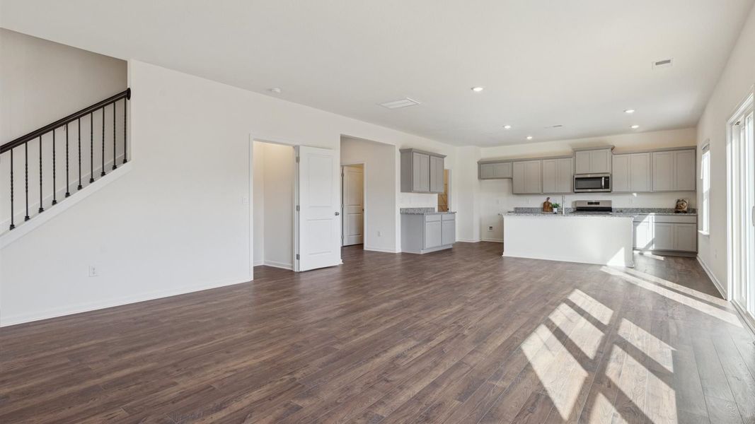 Spacious, unfurnished interior of a new home in Whispering Springs, Maryville (Image 16). Spacious, unfurnished interior of a new home in Whispering Springs, Maryville (Image 16).