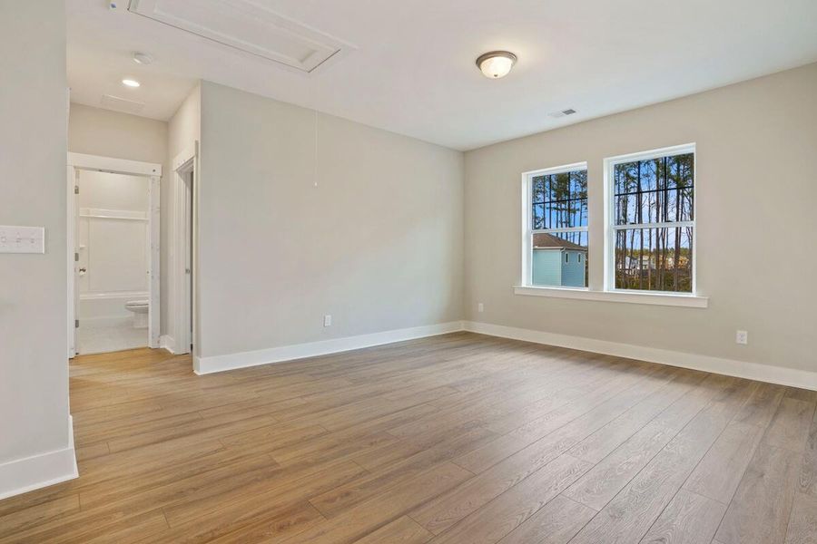 Spacious, unfurnished interior of a new home in Nexton - Midtown - The Village Collection, Summerville (Image 15).