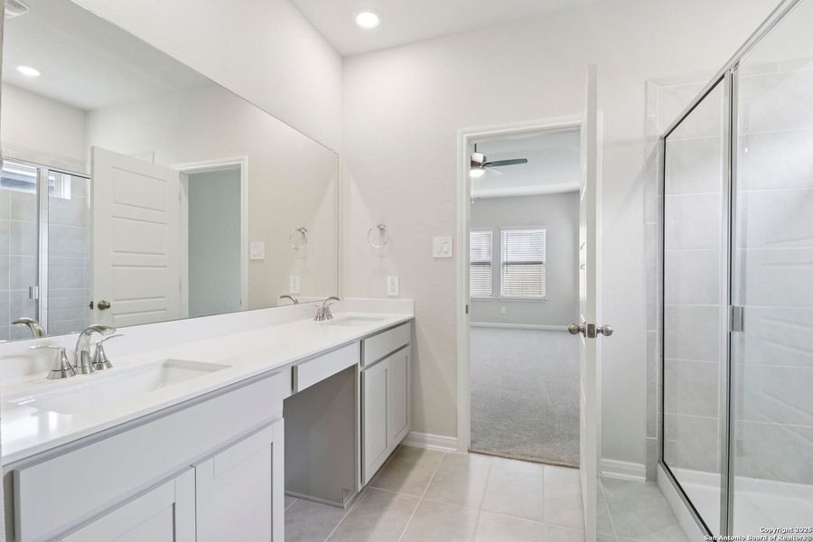 Furnished interior view inside a new home in Royal Crest, San Antonio (Image 16). Furnished interior view inside a new home in Royal Crest, San Antonio (Image 16).