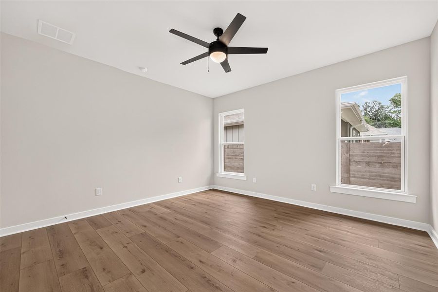 Spacious, unfurnished interior of a new home in Two Step Farm, Montgomery (Image 17). Spacious, unfurnished interior of a new home in Two Step Farm, Montgomery (Image 17).