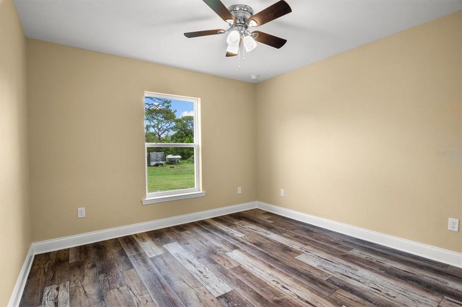 Spacious, unfurnished interior of a new home in , Haines City (Image 20).