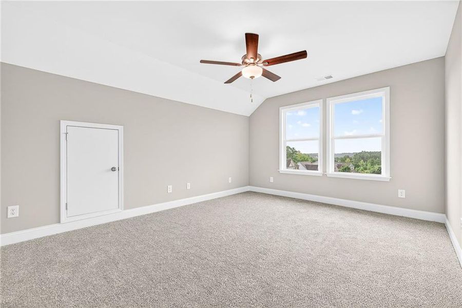 Spacious, unfurnished interior of a new home in , Hiram (Image 29).