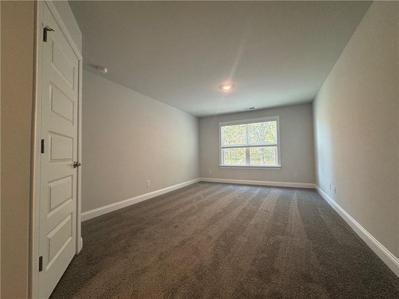 Spacious, unfurnished interior of a new home in Tuscany Hills, Douglasville (Image 24). Spacious, unfurnished interior of a new home in Tuscany Hills, Douglasville (Image 24).