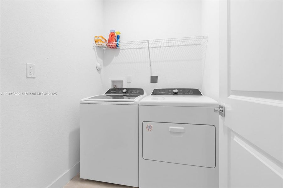 Close-up of interior finishes inside a home in , Pembroke Pines (Image 17).