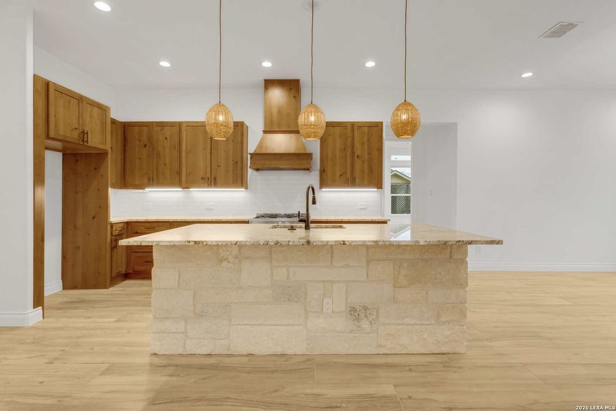 Furnished interior view inside a new home in , Bandera (Image 15).