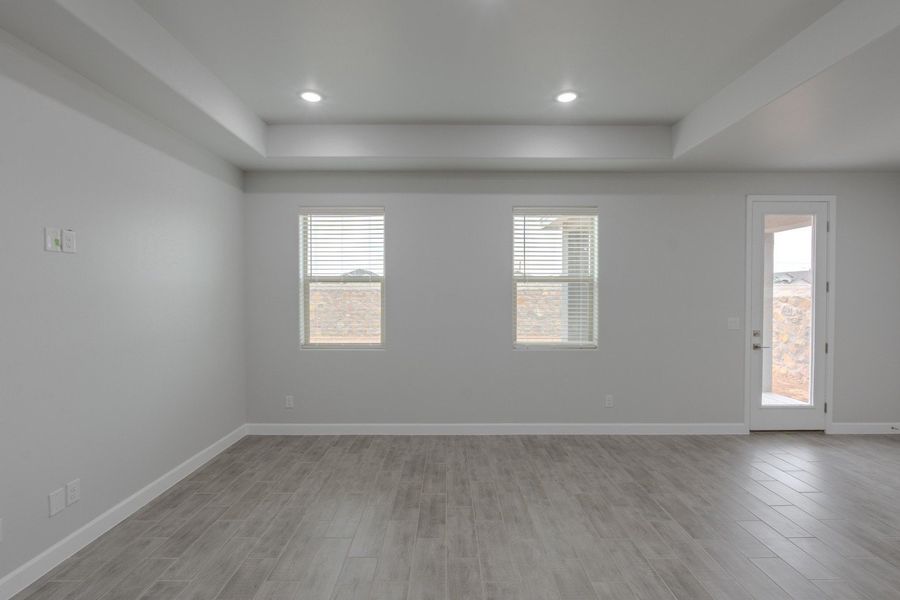 Spacious, unfurnished interior of a new home in Summer Sky North, El Paso (Image 17).