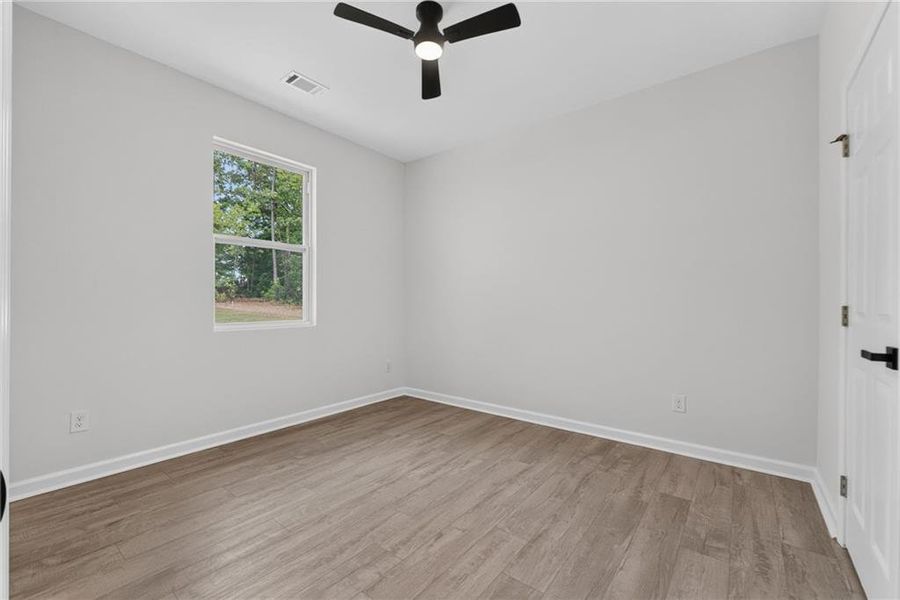 Spacious, unfurnished interior of a new home in , Griffin (Image 38).