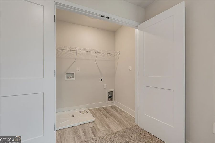 Spacious, unfurnished interior of a new home in Canterbury Villas, Carrollton (Image 23).