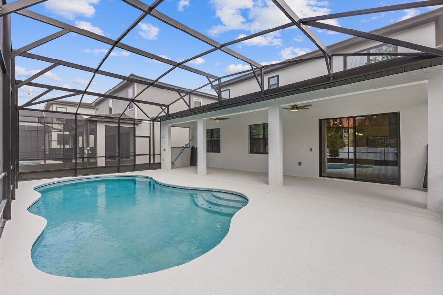 Representative exterior details of a home built from the Aquamarine by Park Square Residential in Paradiso Grande, Orlando (Image 3).