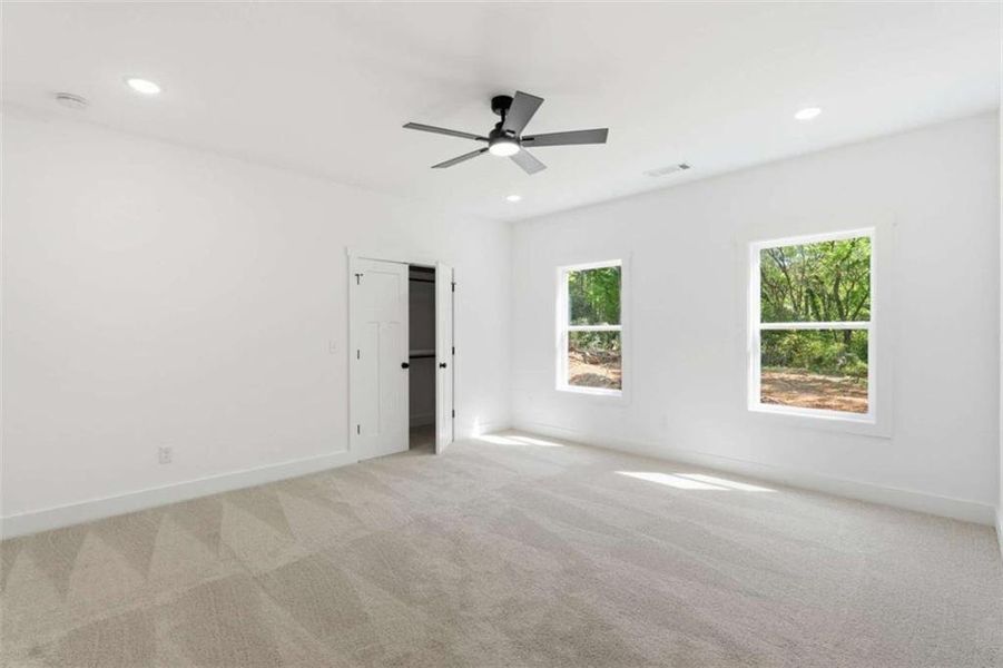 Spacious, unfurnished interior of a new home in , Covington (Image 41). Spacious, unfurnished interior of a new home in , Covington (Image 41).