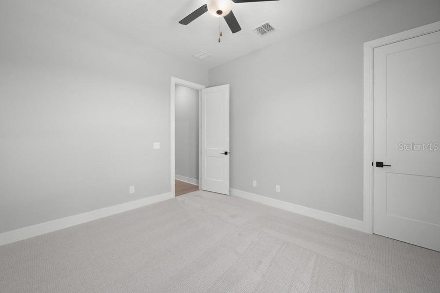 Spacious, unfurnished interior of a new home in , Fruitland Park (Image 25).