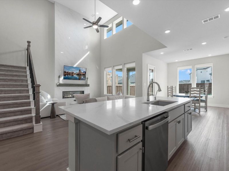 Furnished interior view inside a new home in Woodson’s Reserve 50′, Spring (Image 16). Furnished interior view inside a new home in Woodson’s Reserve 50′, Spring (Image 16).