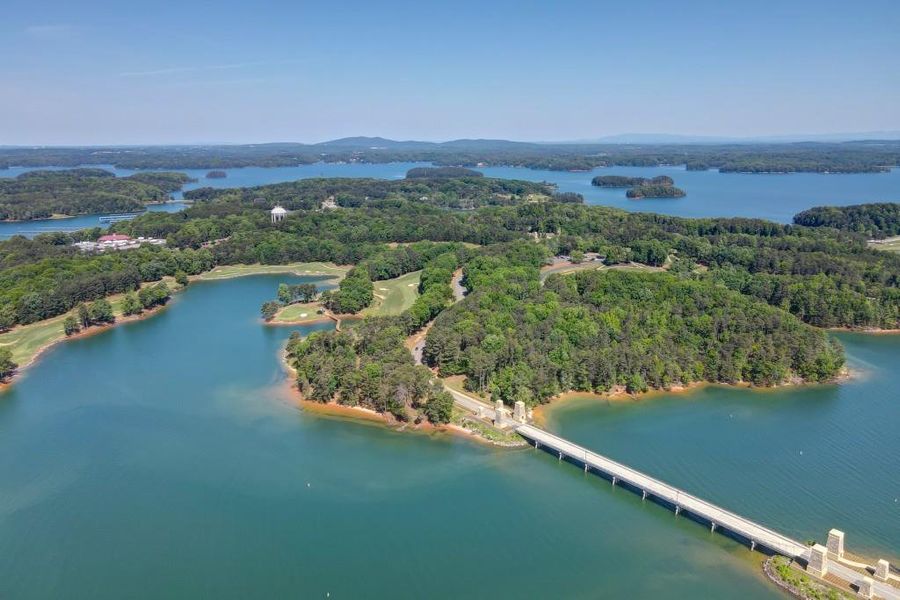 Natural landscape and outdoor views near Hemingway in Flowery Branch (Image 40).