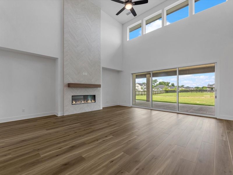 Spacious, unfurnished interior of a new home in The Estates at James Lane, Fulshear (Image 29).