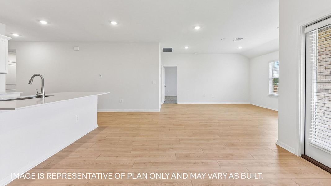 Spacious, unfurnished interior of a new home in Bar W Ranch, Leander (Image 17). Spacious, unfurnished interior of a new home in Bar W Ranch, Leander (Image 17).