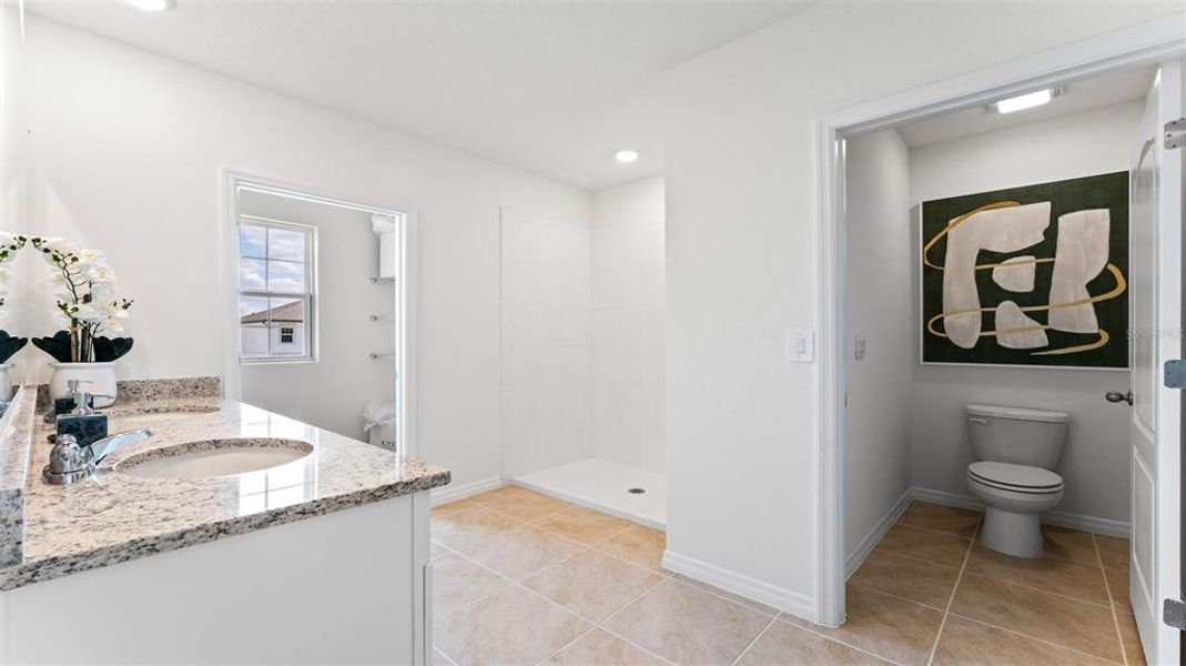 Furnished interior view inside a new home in Oak Leaf Preserve, New Smyrna Beach (Image 7).