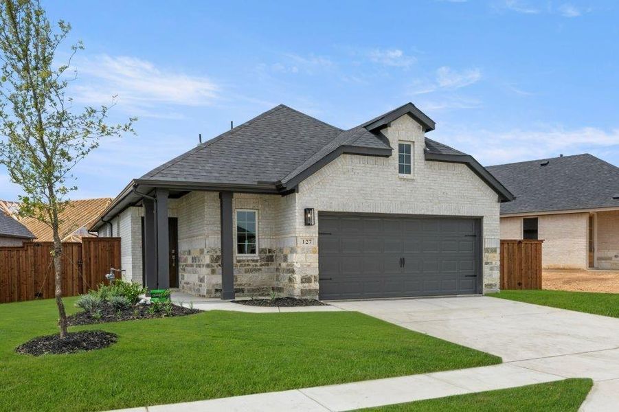 03. 127 Palo Duro - Front (2) 03. 127 Palo Duro - Front (2)