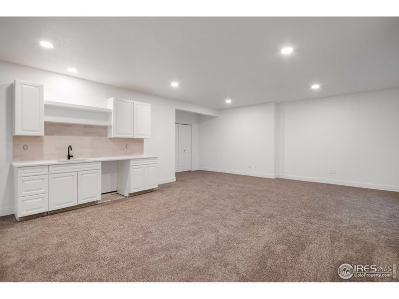 Spacious, unfurnished interior of a new home in , Eaton (Image 26).