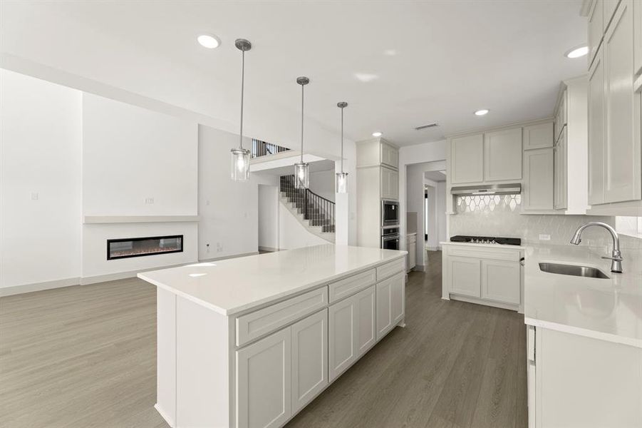 14. 5920 Mustang - Kitchen (3) 14. 5920 Mustang - Kitchen (3)