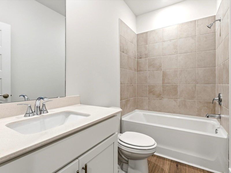 Furnished interior view inside a new home in The Coves at Lakes of Cane Bay, Summerville (Image 16). Furnished interior view inside a new home in The Coves at Lakes of Cane Bay, Summerville (Image 16).