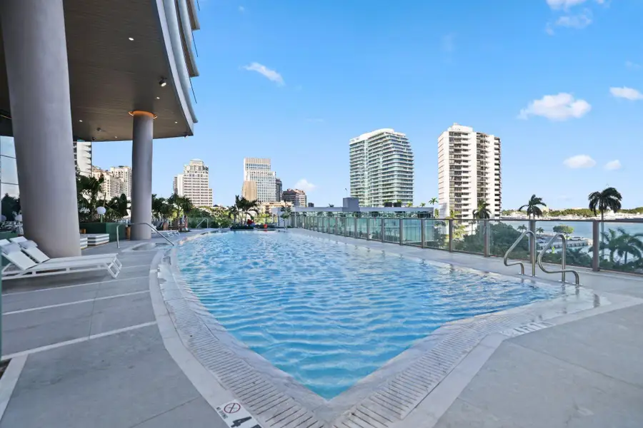 Condo located in West Palm Beach, FL showcasing its design and architecture (Image 3). Condo located in West Palm Beach, FL showcasing its design and architecture (Image 3).