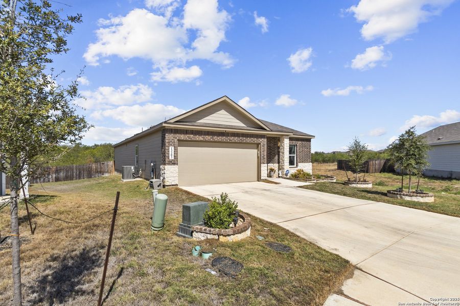 Image 40 of a home in .