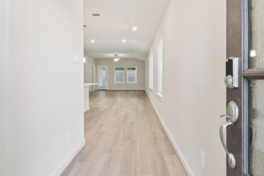 Photo is not of the actual home, but is an inspirational photo of builder’s model home and may depict options, furnishings, and/or decorator features that are not included Photo is not of the actual home, but is an inspirational photo of builder’s model home and may depict options, furnishings, and/or decorator features that are not included