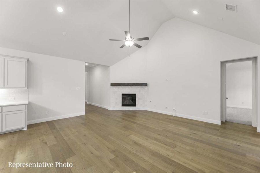 Spacious, unfurnished interior of a new home in Heartland, Heartland (Image 12).