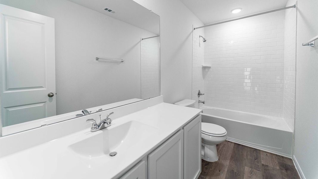 Furnished interior view inside a new home in Sunset Oaks, Maxwell (Image 7).