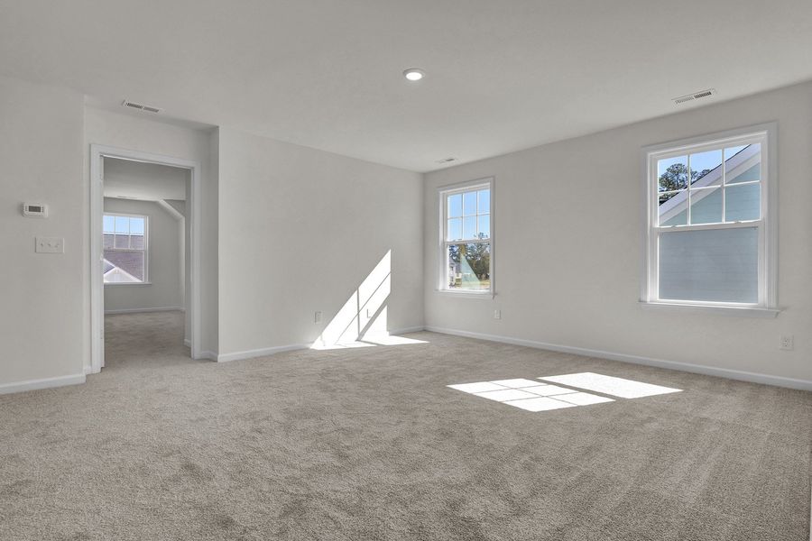 Spacious, unfurnished interior of a new home in Grand Park, Leland (Image 31).