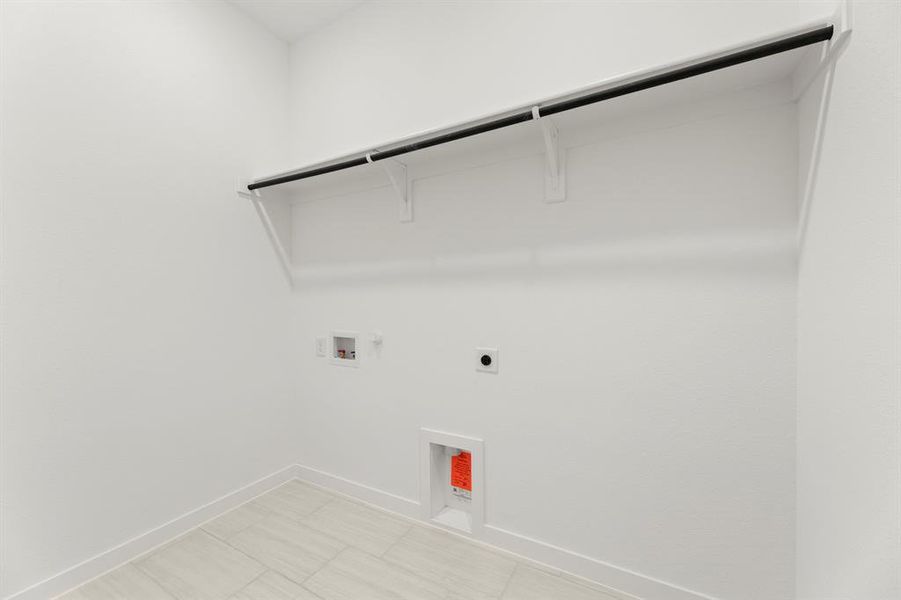 14. 1208 Eclipse Way - Utility