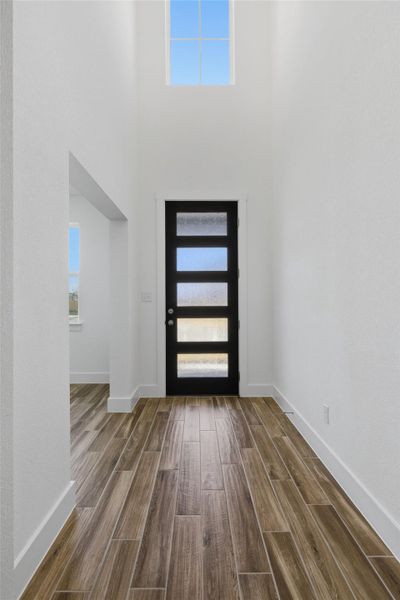 Spacious, unfurnished interior of a new home in Enclave at Cele, Pflugerville (Image 17).