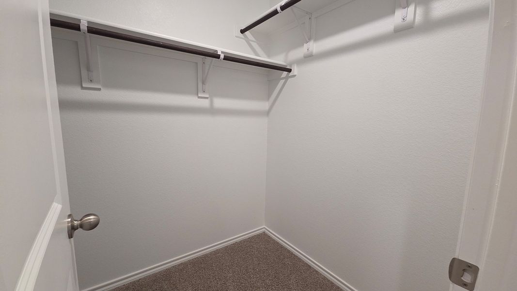 Spacious, unfurnished interior of a new home in Wildwood, Royse City (Image 13).