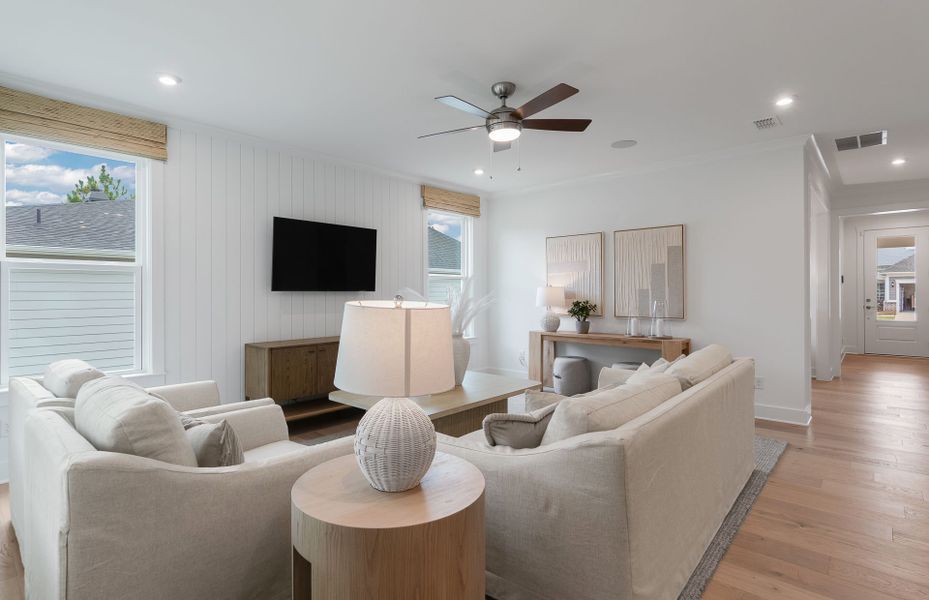 Furnished interior view inside a new home in Del Webb at Lake Oconee, Greensboro (Image 5).