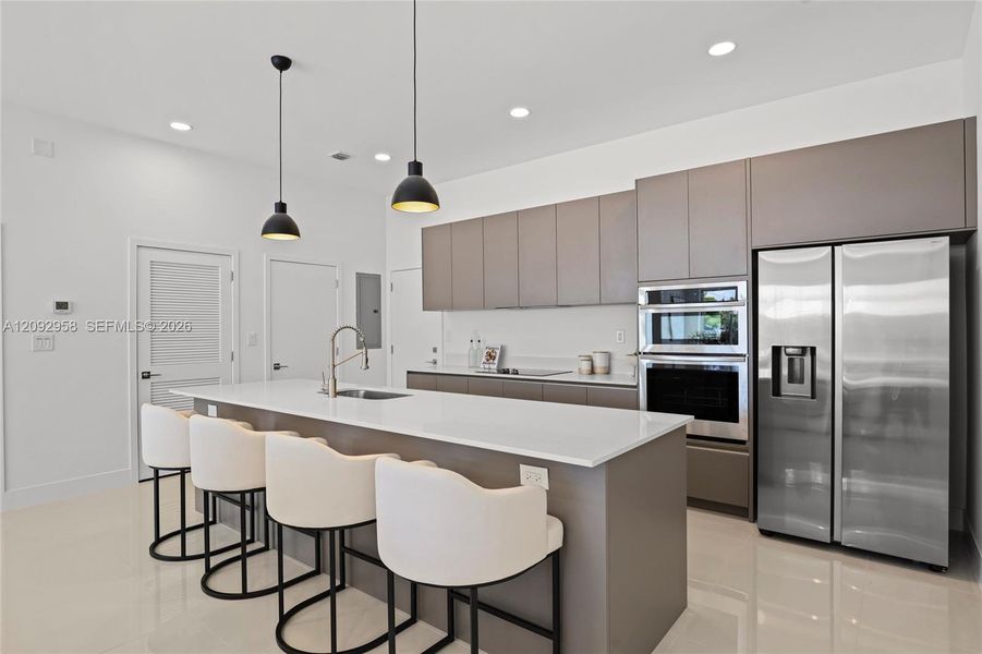 Furnished interior view inside a new home in , Fort Lauderdale (Image 26). Furnished interior view inside a new home in , Fort Lauderdale (Image 26).