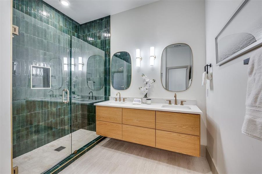 Furnished interior view inside a new home in , Fort Worth (Image 24). Furnished interior view inside a new home in , Fort Worth (Image 24).