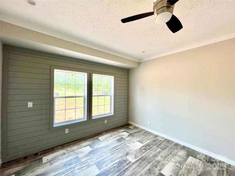 Image 6 of a home in .