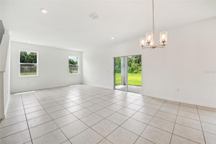 Spacious, unfurnished interior of a new home in Green Leaf, Melbourne (Image 27).