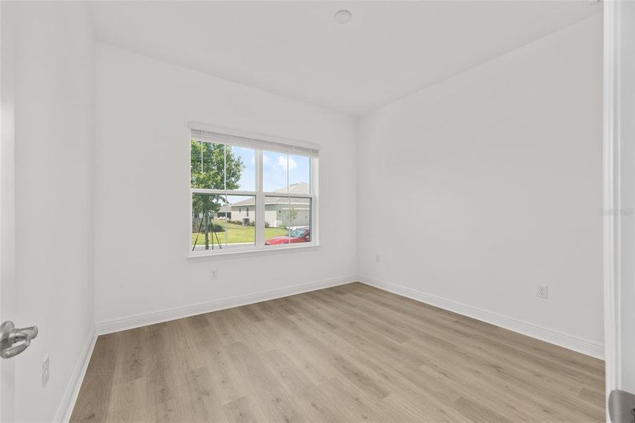 Spacious, unfurnished interior of a new home in , Ocala (Image 16).