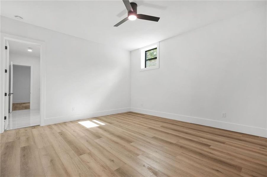 Spacious, unfurnished interior of a new home in , Atlanta (Image 49).