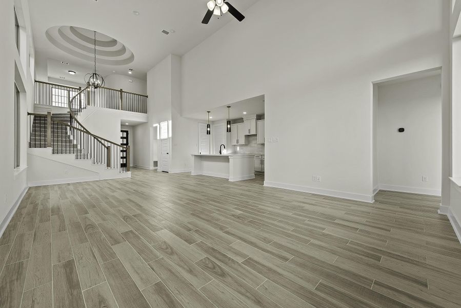 Spacious, unfurnished interior of a new home in ARTAVIA®, Conroe (Image 11).