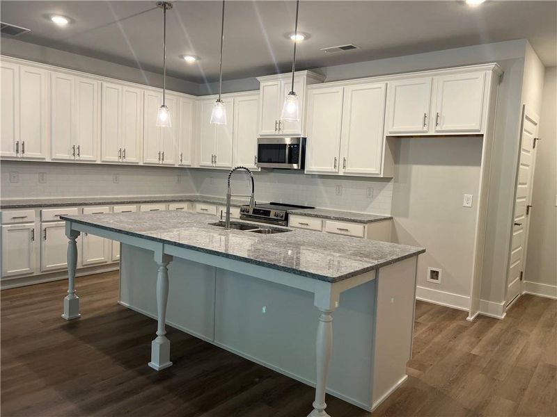 Furnished interior view inside a new home in The Park at Gainesville Township, Gainesville (Image 18). Furnished interior view inside a new home in The Park at Gainesville Township, Gainesville (Image 18).