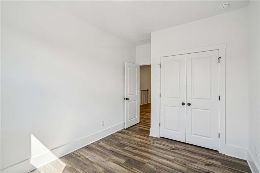 Spacious, unfurnished interior of a new home in Park Vue, Atlanta (Image 26).