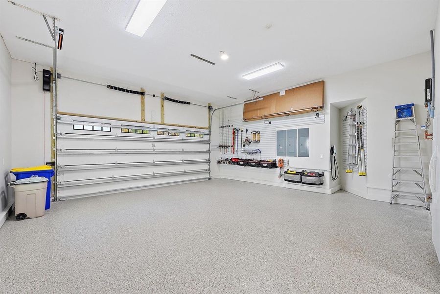 Garage Garage