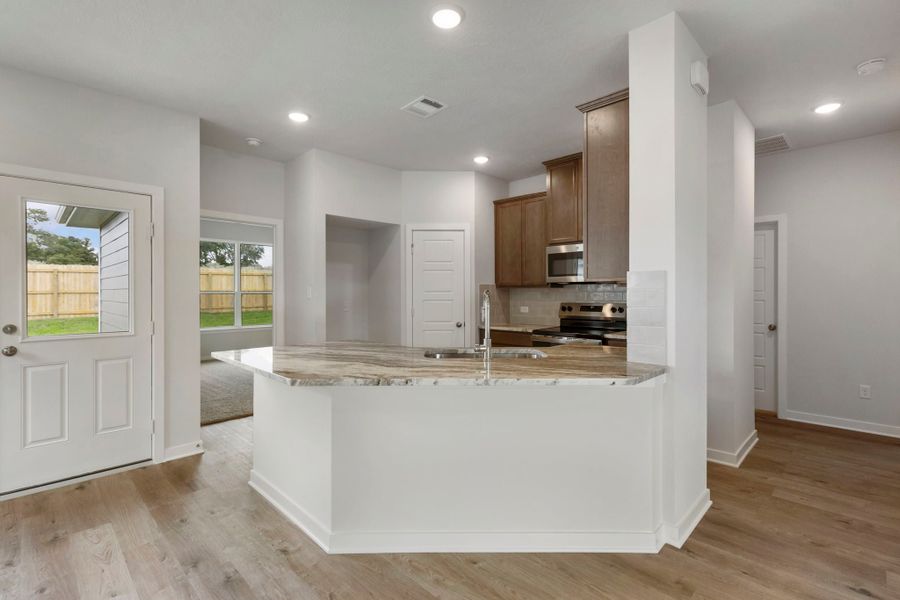 Furnished interior view inside a new home in Rockbridge East, Huntsville (Image 3).