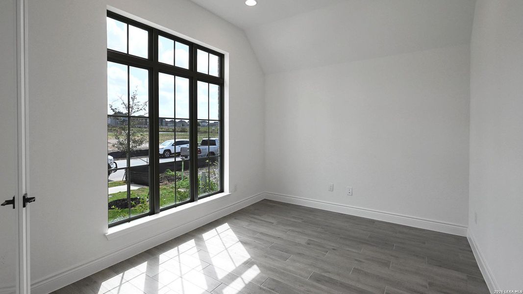 Spacious, unfurnished interior of a new home in Legacy at Lake Dunlap, New Braunfels (Image 18).